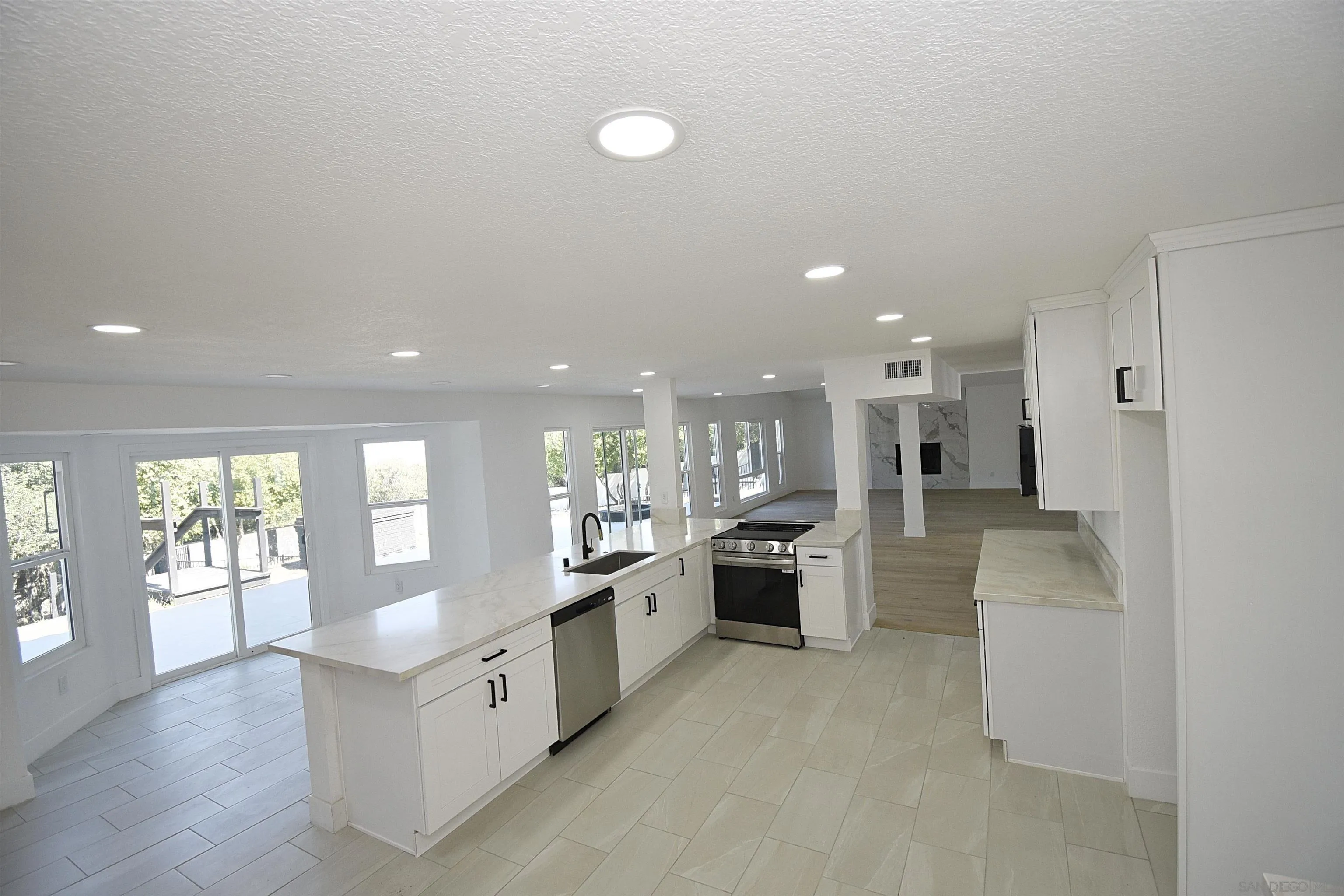 614 Sneath Way Alpine, CA 91901 - Photo 11 of 75