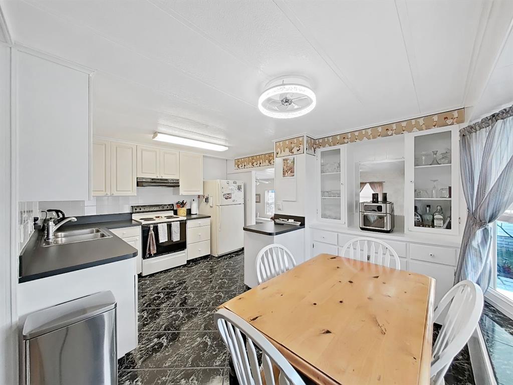 12501 Ulmerton Road, Unit 204 Largo, FL 33774 - Photo 9 of 26