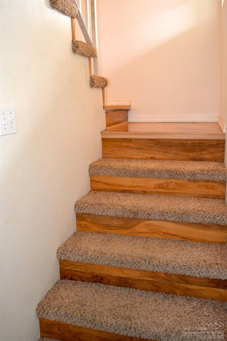 2002 Southwest 30th Street Redmond, OR 97756 - Photo 9 of 21 Additional Photo
