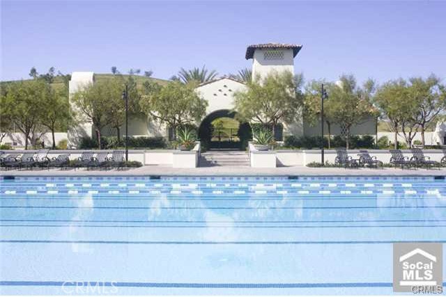 95 Windchime Irvine, CA 92603 - Photo 6 of 8 a view of a yard with a fountain