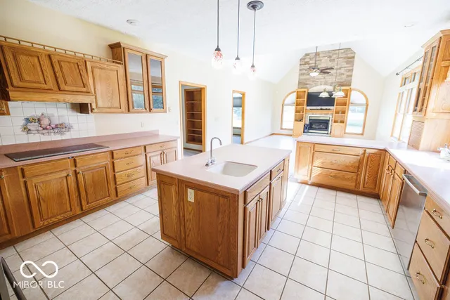 $659,000 | 53 East Private Road 10 South, Center Point, IN 47840