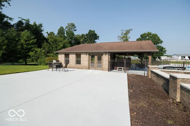 $659,000 | 53 East Private Road 10 South, Center Point, IN 47840