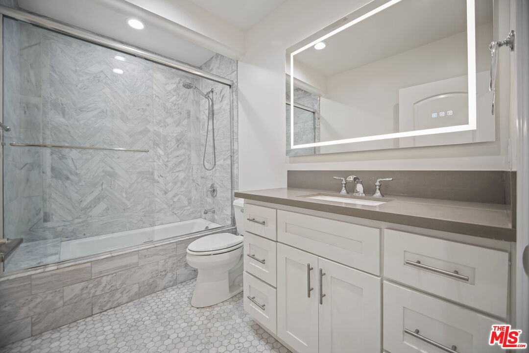 1148 South Stanley Avenue Los Angeles, CA 90019 - Photo 17 of 27