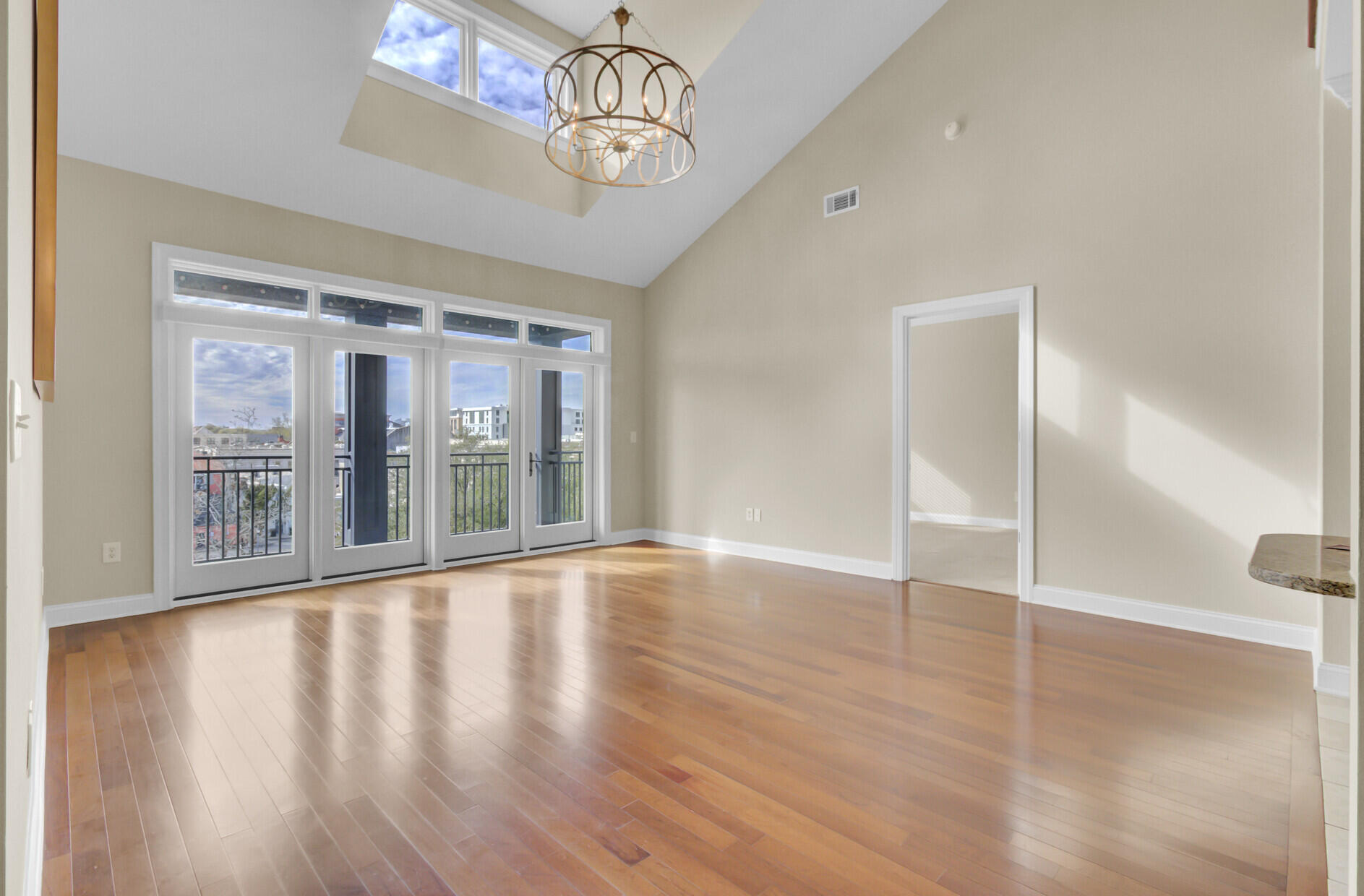 21 George Street, Unit 404 Charleston, SC 29401 - Photo 10 of 49 Living & Dining Area