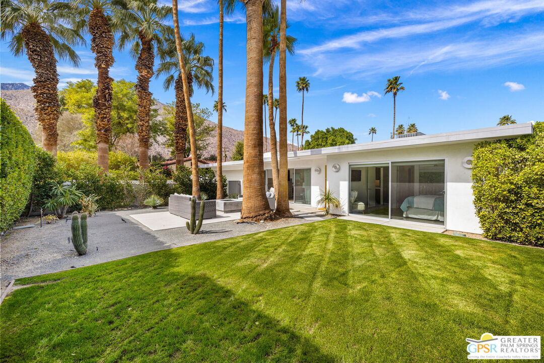 242 East Morongo Road Palm Springs, CA 92264 - Photo 7 of 48 Gallery Image 7