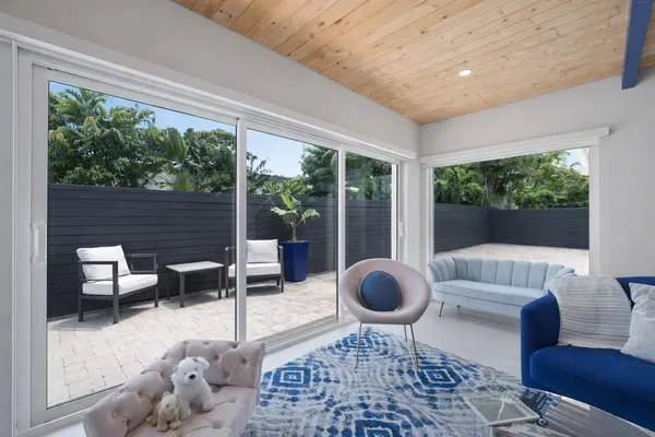 $6,500 | 100 Northeast 22nd Street, Wilton Manors, FL 33305