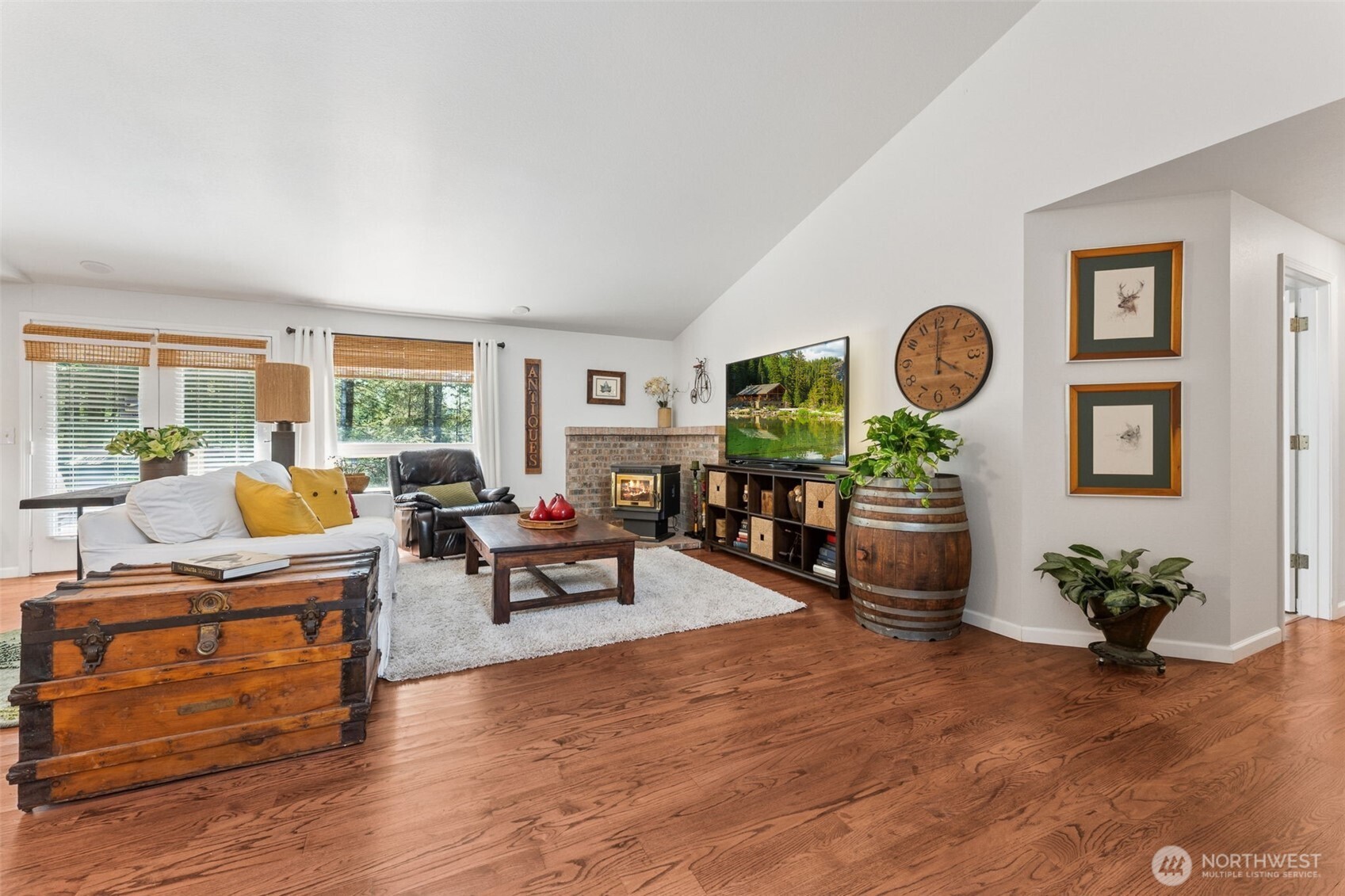 1094 Southwest Depot Court Port Orchard, WA 98367 - Photo 4 of 40