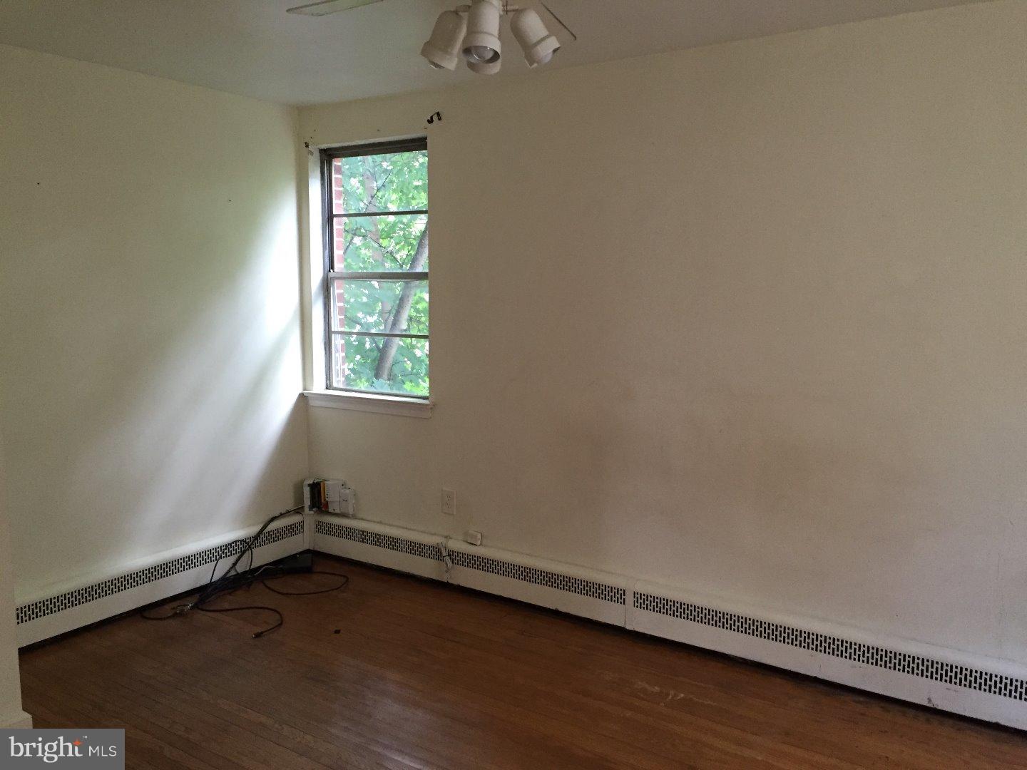 6524 Rising Sun Avenue Philadelphia, PA 19111 - Photo 3 of 3 Gallery Image 3