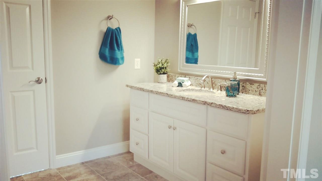 2556 Burton Road Durham, NC 27704 - Photo 8 of 16