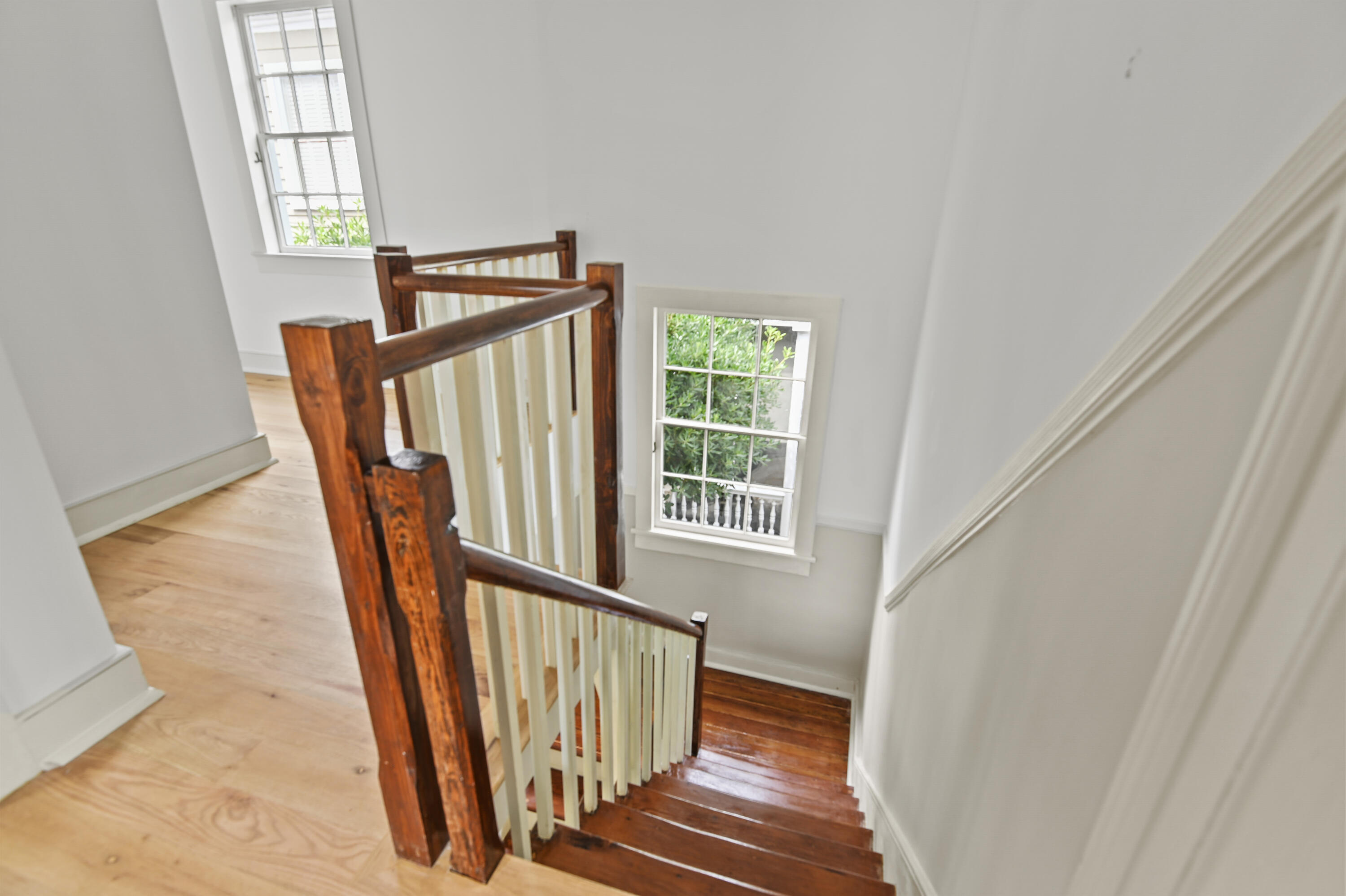 21 Savage Street Charleston, SC 29401 - Photo 22 of 49 Natural light