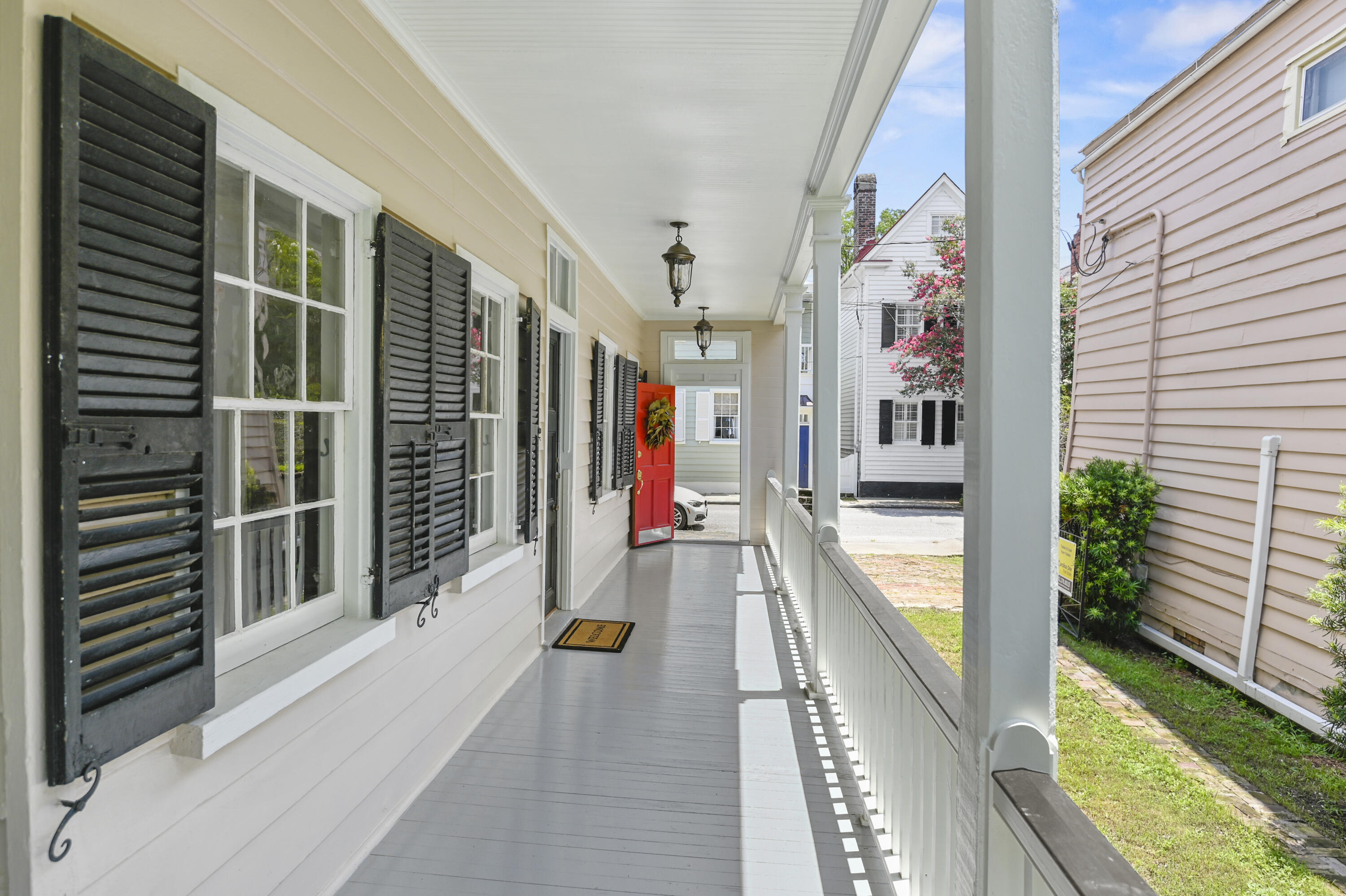 21 Savage Street Charleston, SC 29401 - Photo 3 of 49 Great spot for morning coffee