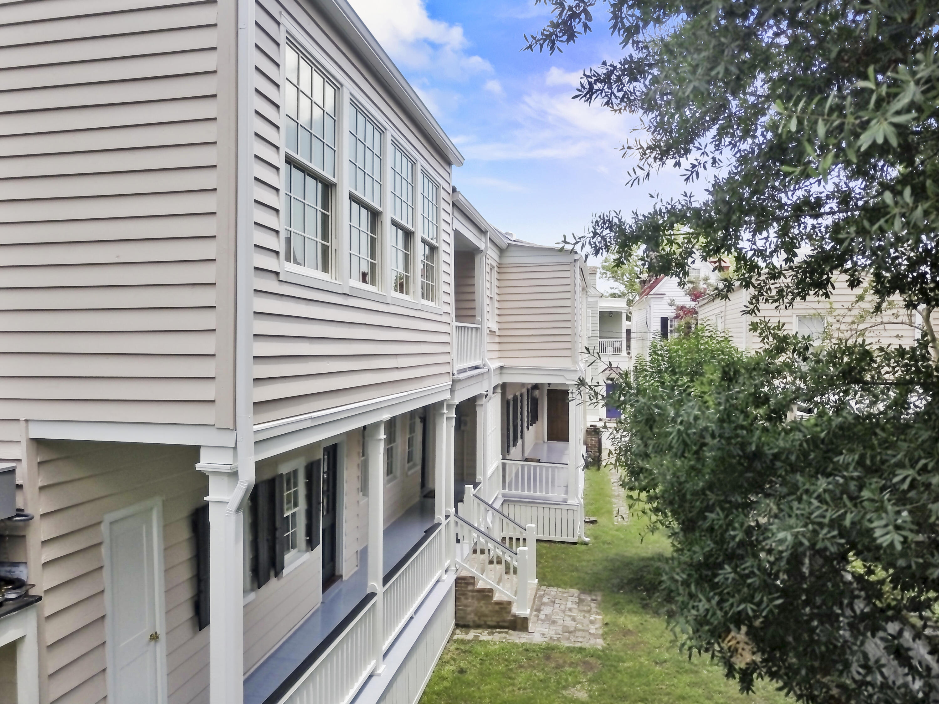 21 Savage Street Charleston, SC 29401 - Photo 44 of 49 2 Side