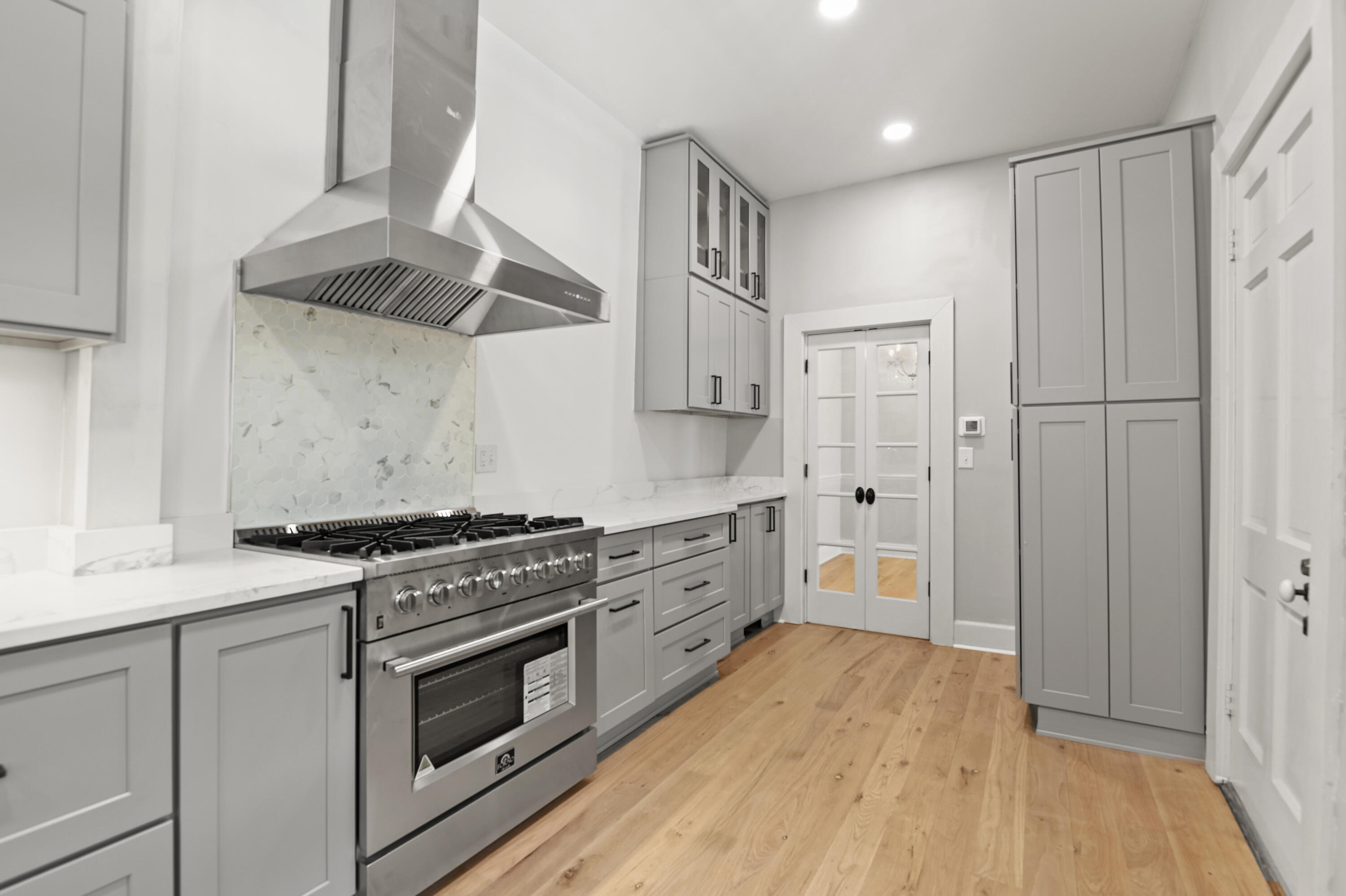 21 Savage Street Charleston, SC 29401 - Photo 7 of 49 Entirely new kitchen