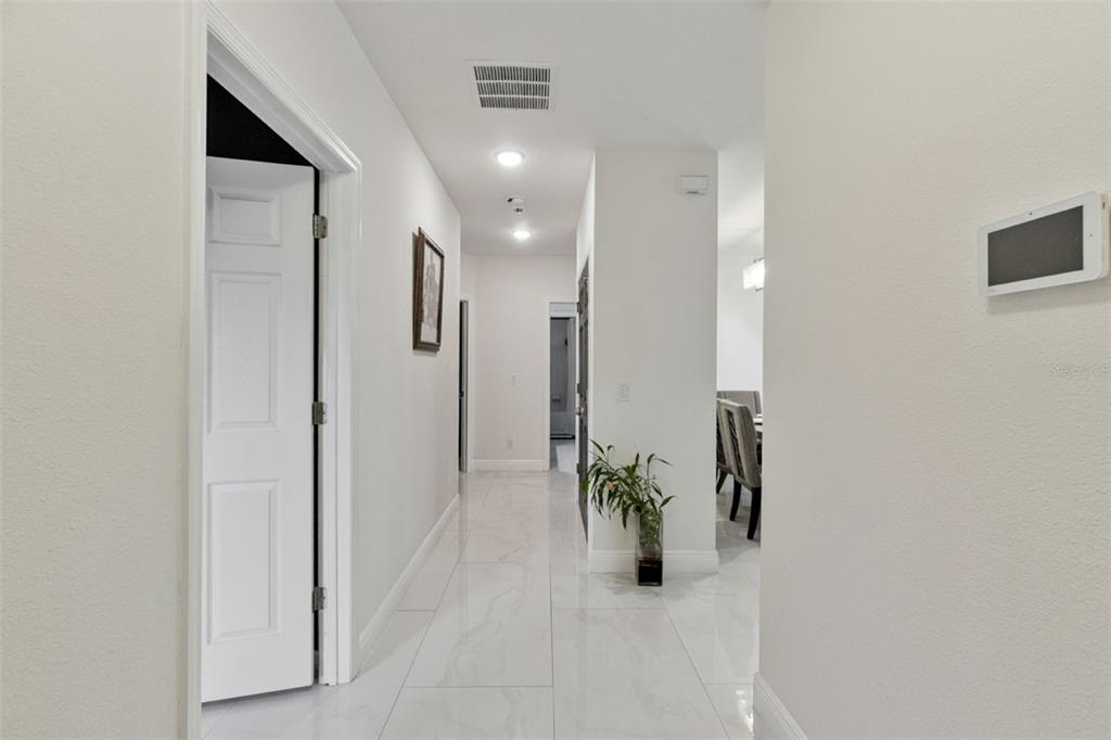 2581 Wadeview Loop St. Cloud, FL 34769 - Photo 4 of 25