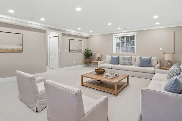 $499,900 | 439 East Summer Grove Drive, Unit 14, Douglas, MI 49406