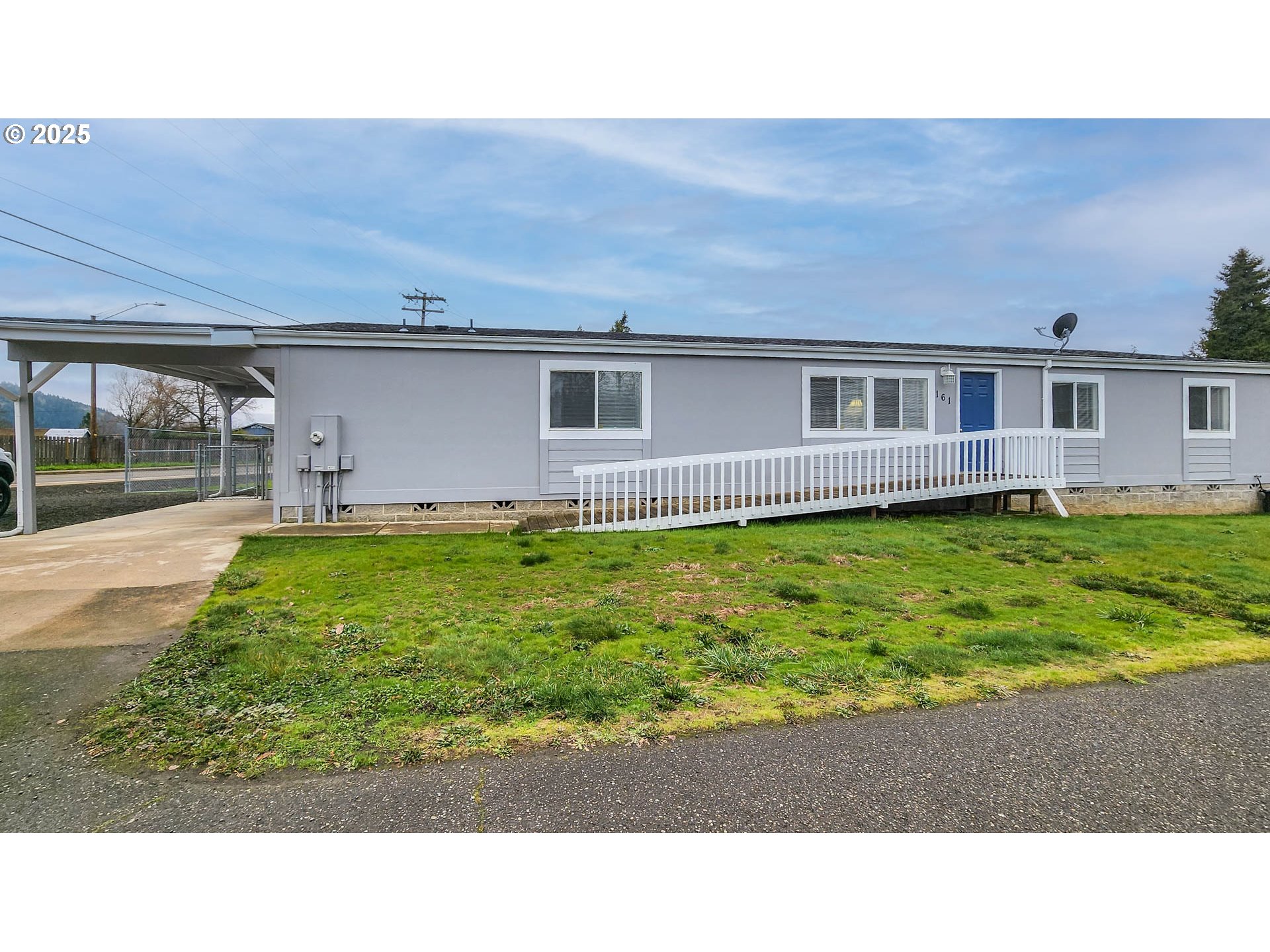 161 South Comstock Road Sutherlin, OR 97479 - Photo 2 of 24 Gallery Image 2