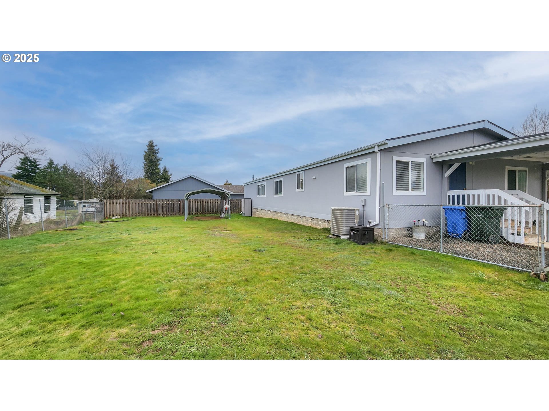 161 South Comstock Road Sutherlin, OR 97479 - Photo 3 of 24 Gallery Image 3