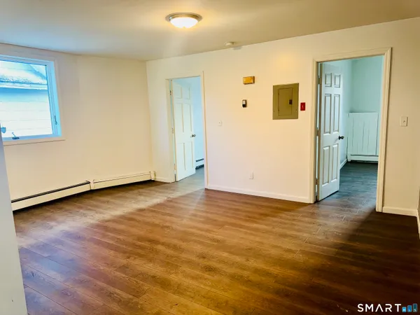 $2,300 | 470 Wood Avenue, Bridgeport, CT 06605