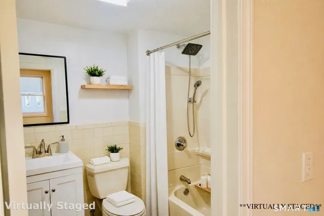 $2,300 | 470 Wood Avenue, Bridgeport, CT 06605