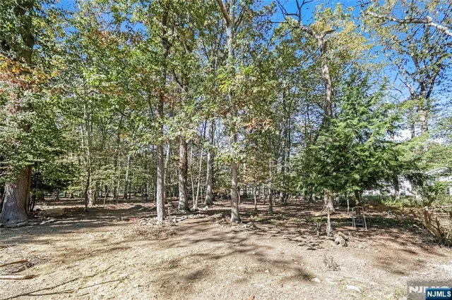 $1,880,000 | 314 Meadowbrook Road, Wyckoff, NJ 07481