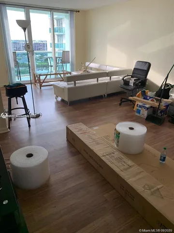 $2,450 | 3901 South Ocean Drive, Unit 14Q, Hollywood, FL 33019