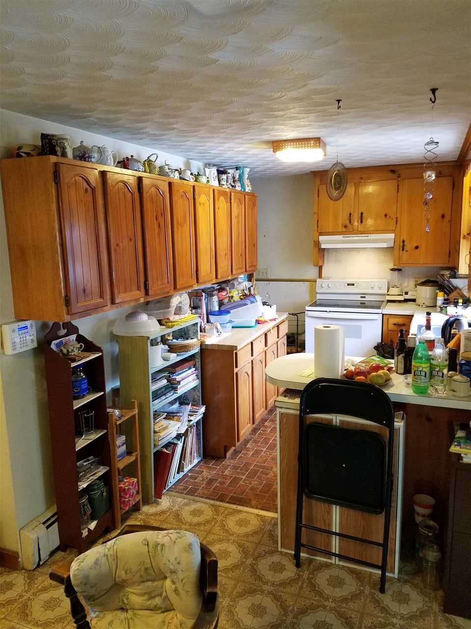 143 Lowell Road Windham, NH 03087 - Photo 14 of 34