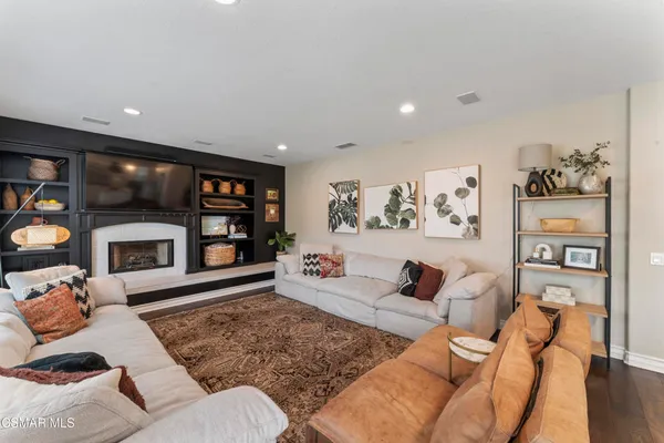 $1,349,000 | 348 Hill Valley Court, Simi Valley, CA 93065