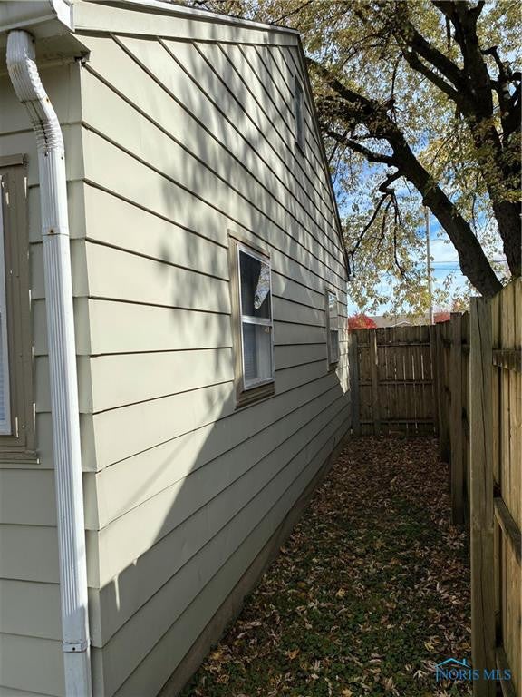 5111 Bennett Road Toledo, OH 43612 - Photo 5 of 26 Gallery Image 5