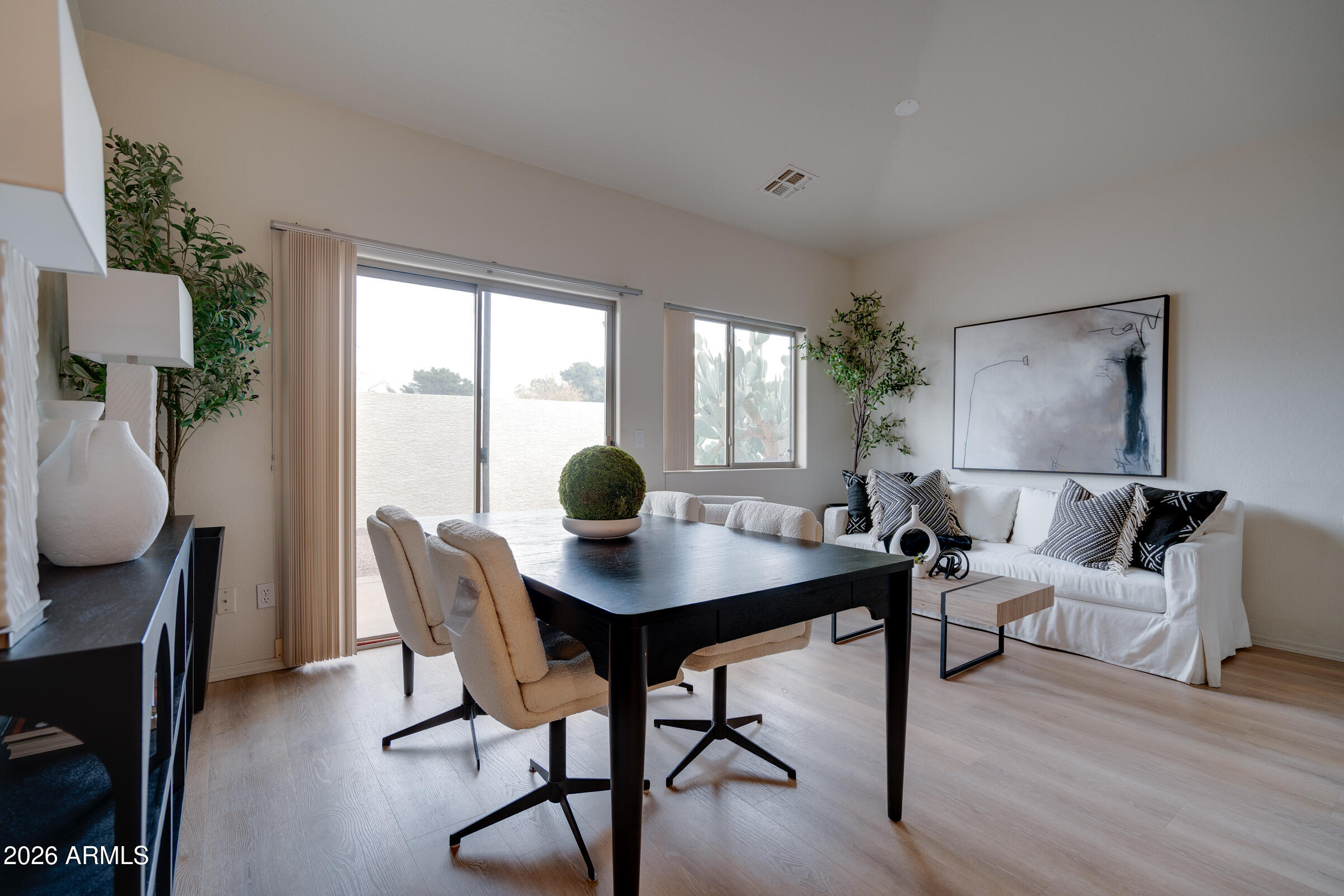 320 South 70th Street, Unit 8 Mesa, AZ 85208 - Photo 12 of 36 320int-5
