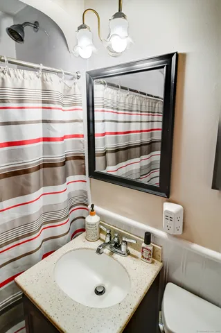 $245,000 | 85 Benton Street, Manchester, CT 06040