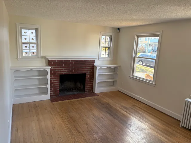 $245,000 | 85 Benton Street, Manchester, CT 06040