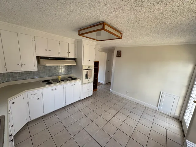 $245,000 | 85 Benton Street, Manchester, CT 06040