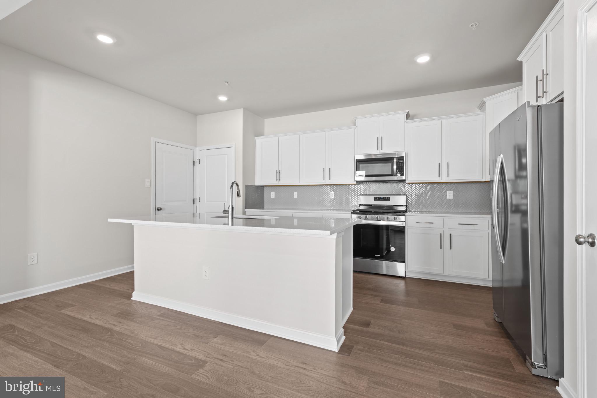 1193 Otter Point Middle River, MD 21220 - Photo 4 of 27