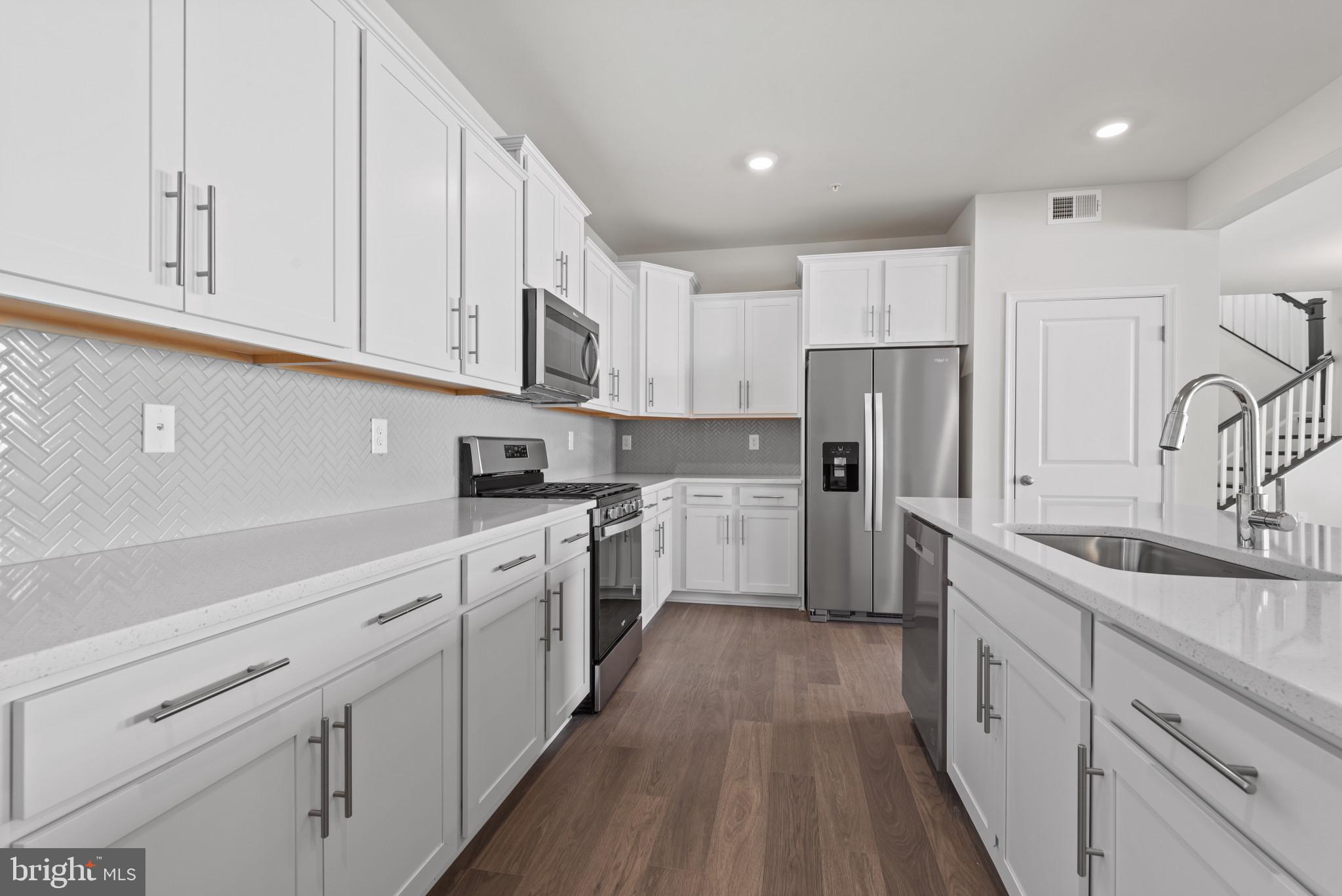 1193 Otter Point Middle River, MD 21220 - Photo 6 of 27