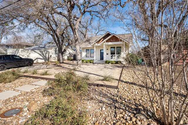 $3,500 | 2606 West 8th Street, Unit 1, Austin, TX 78703