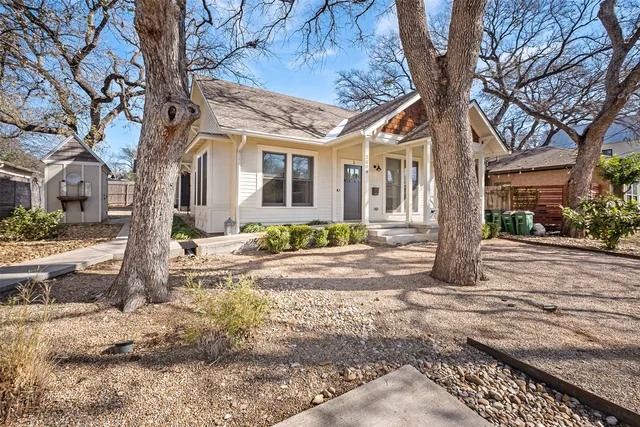 $3,500 | 2606 West 8th Street, Unit 1, Austin, TX 78703