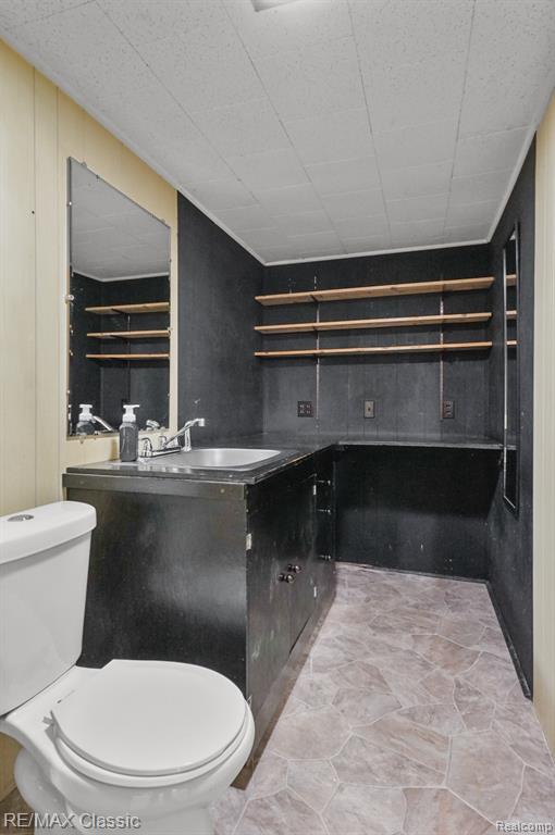 22410 Power Road Farmington, MI 48336 - Photo 26 of 52