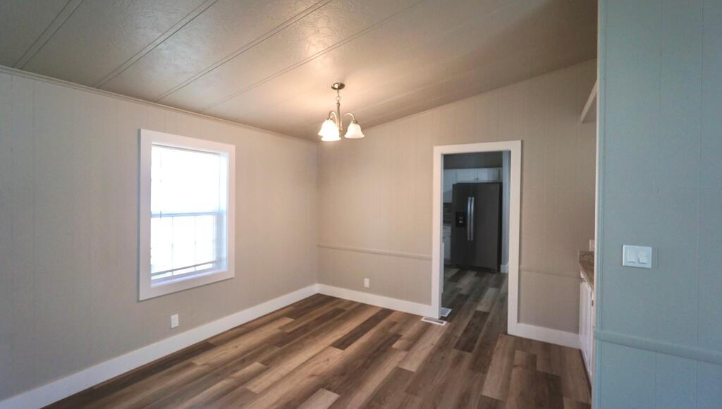 107 4th Street Ingram, TX 78025 - Photo 3 of 10 Gallery Image 3