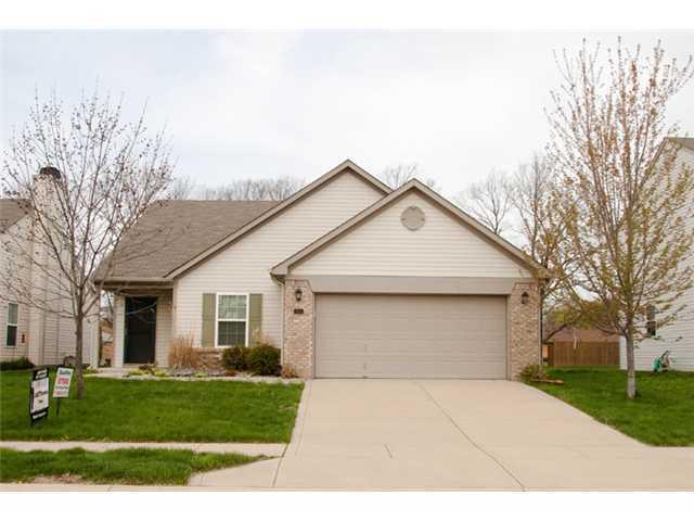 5744 Long Ridge Place Indianapolis, IN 46221 - Photo 2 of 16 Gallery Image 2
