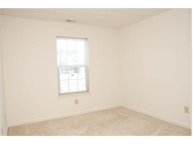 5744 Long Ridge Place Indianapolis, IN 46221 - Photo 12 of 16 Gallery Image 12
