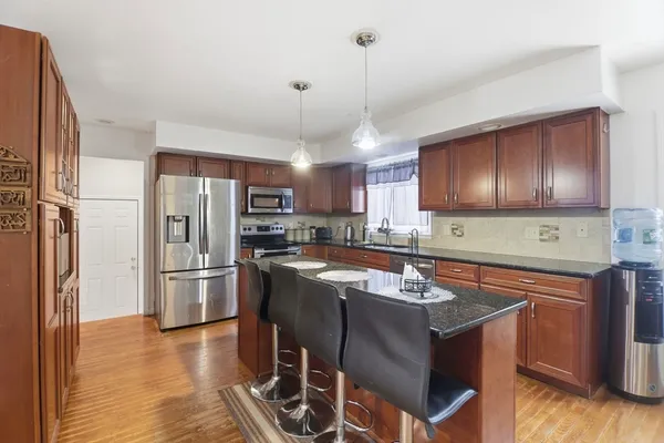 $550,000 | 76 Kane Brothers Circle, Westfield, MA 01085