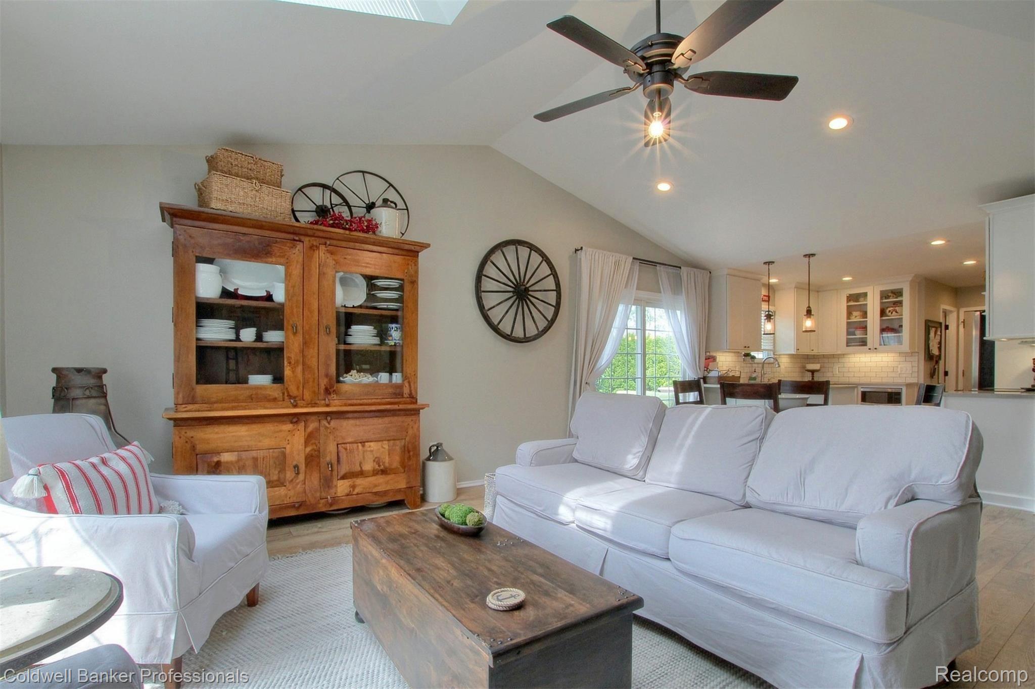 475 North Willard Road Canton, MI 48187 - Photo 6 of 41 Living Rm Open to Dining