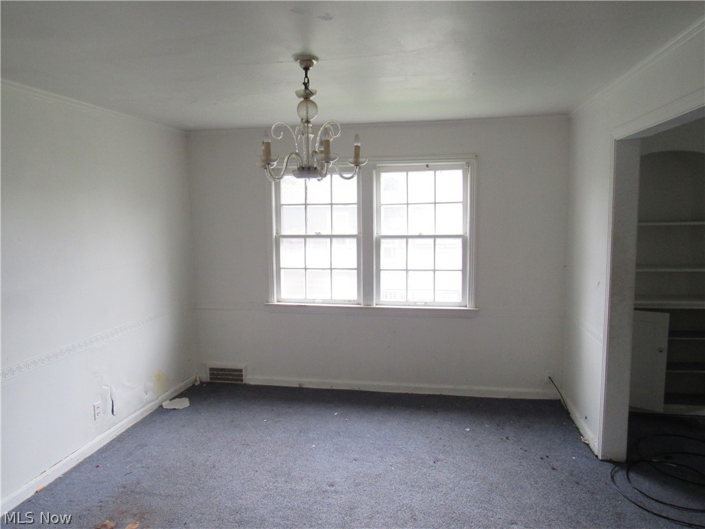 3568 Normandy Road Cleveland, OH 44120 - Photo 10 of 35