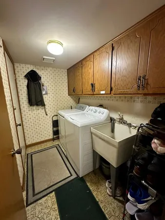 $194,998 | 7304 Evergreen Drive, Unit 2B, Orland Park, IL 60462