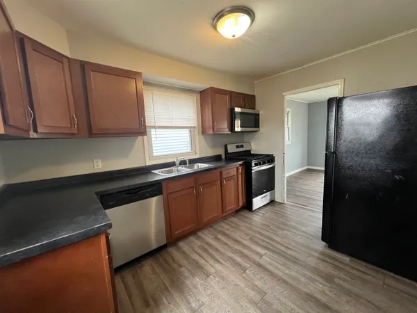 $115,900 | 223 Grand Boulevard, Loves Park, IL 61111