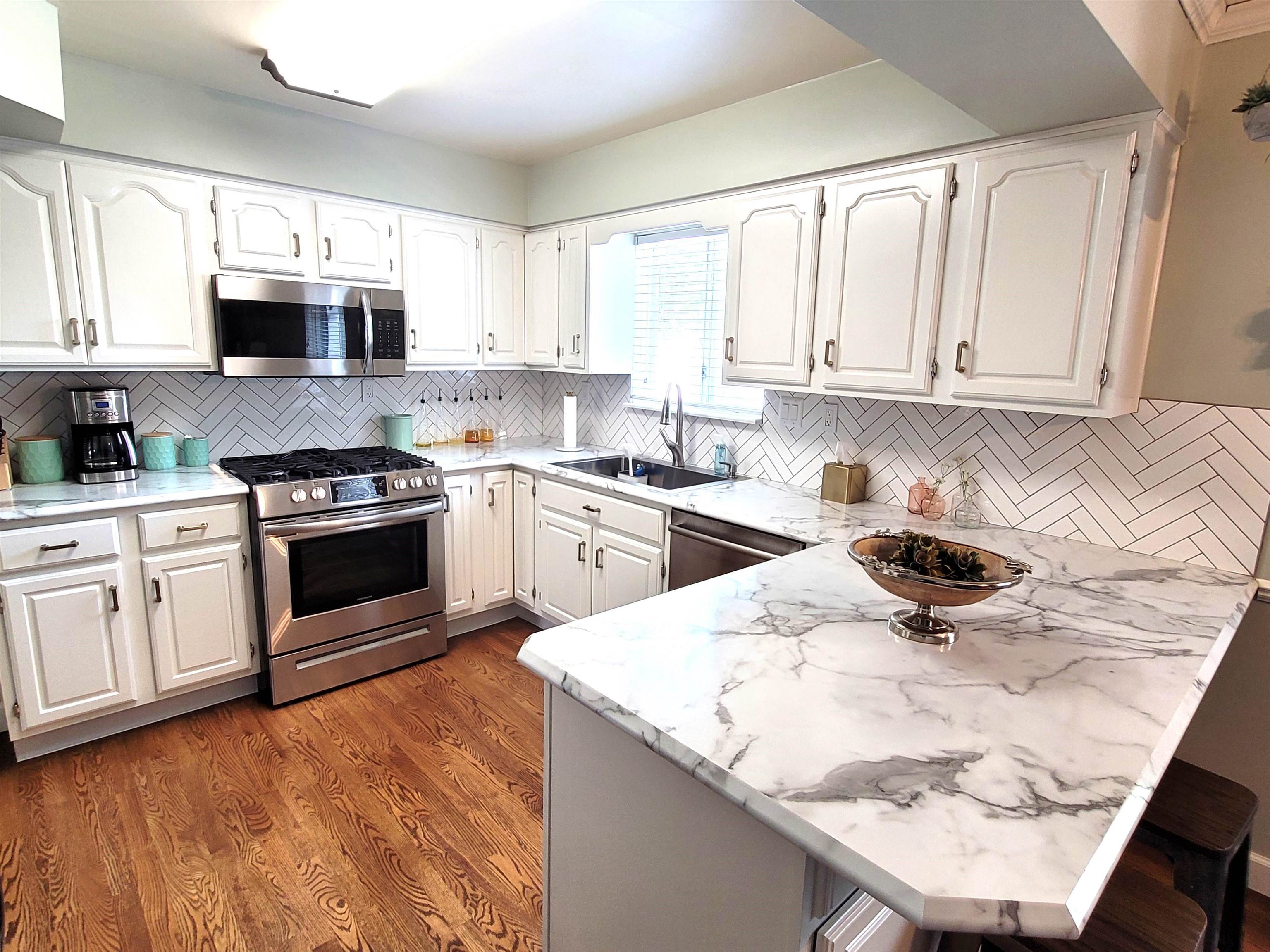 617 West Pierson Road Flushing, MI 48433 - Photo 14 of 27 50083624-13.JPG