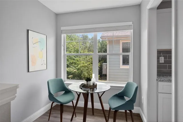 $1,599 | 410 Fulton Street, Unit 102, Denton, TX 76201