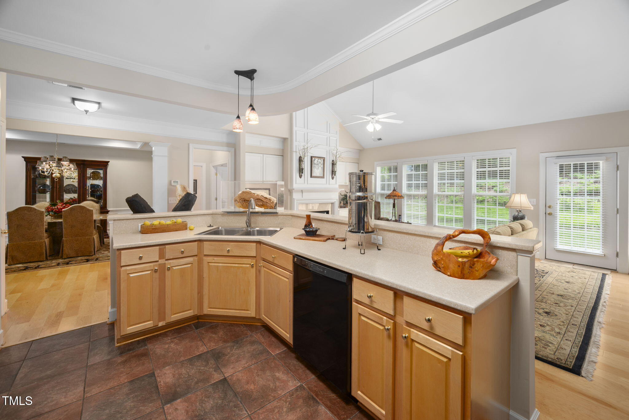3619 Lion Ridge Court Raleigh, NC 27612 - Photo 9 of 37 25-web-or-mls-3619-lion-ridge-ct
