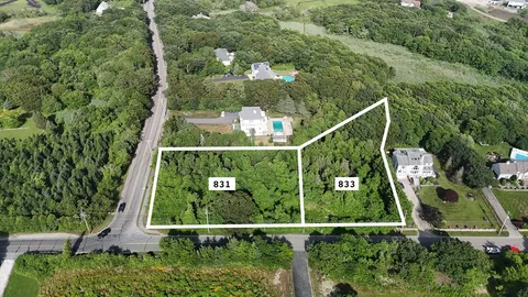 $199,900 | 833 Sconticut Neck Road, Fairhaven, MA 02719