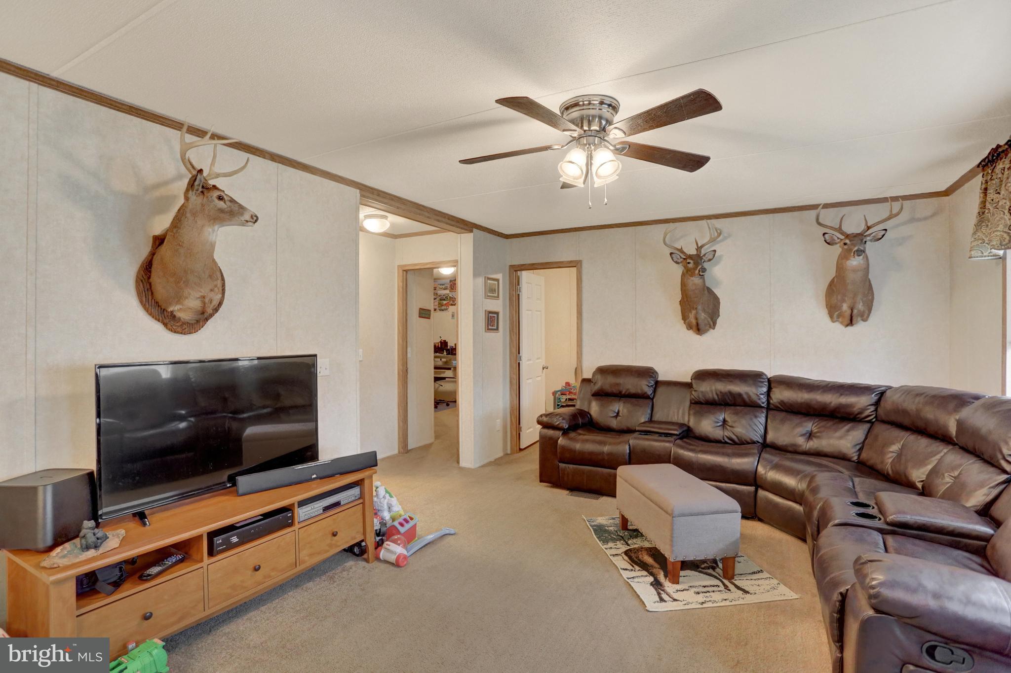 285 Hunters Valley Road Liverpool, PA 17045 - Photo 16 of 35 Family room